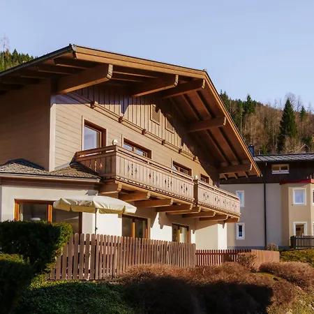 Mit Sauna 巴德加斯坦