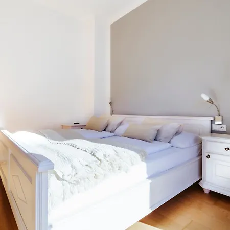 Mit Sauna 巴德加斯坦