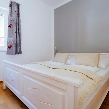 Mit Sauna 度假居 巴德加斯坦